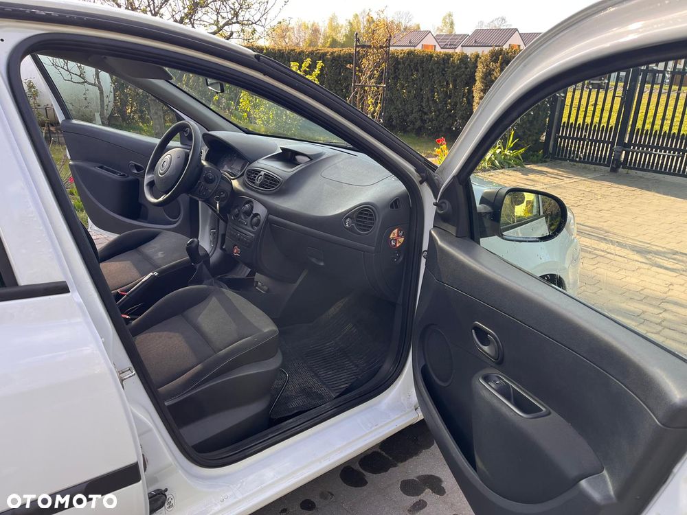 Renault Clio 1.2 16V Alize Euro5 - 14