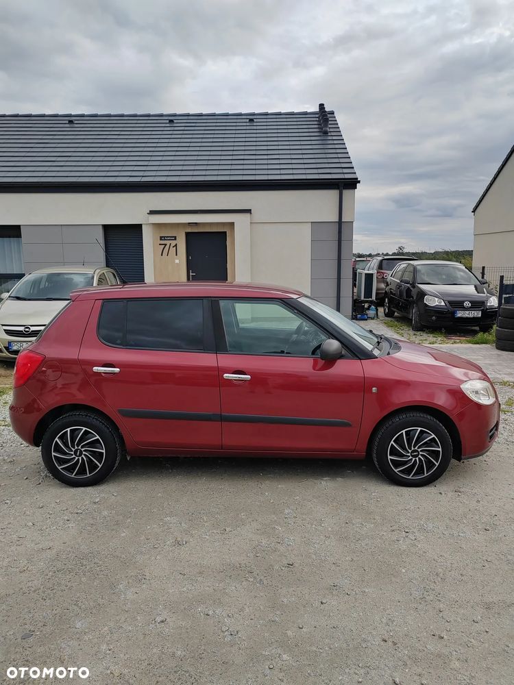 Skoda Fabia 1.2 HTP SPECIAL - 1