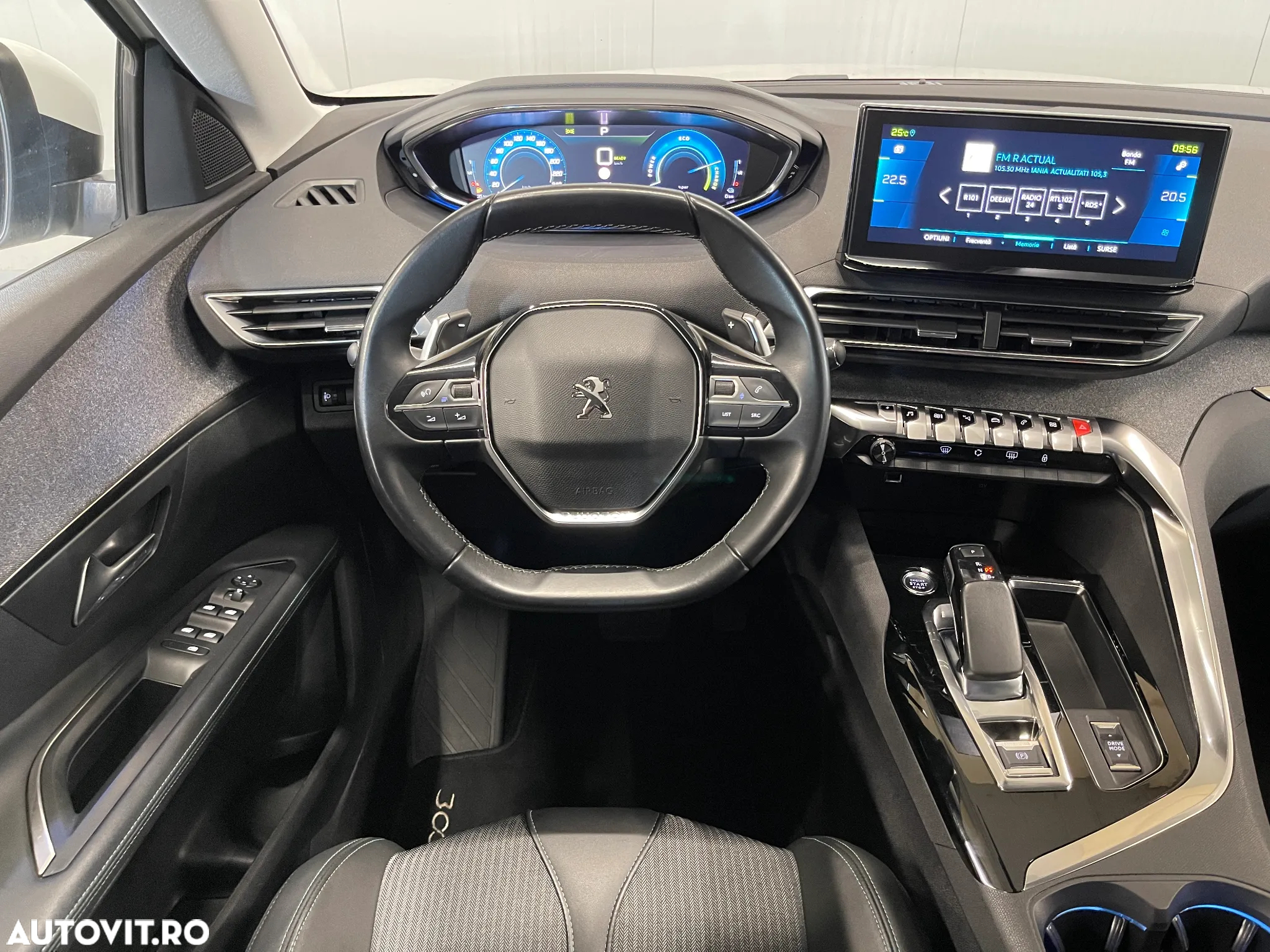 Peugeot 3008 Plug-In Hybrid 225 e-EAT8 Allure Pack - 6