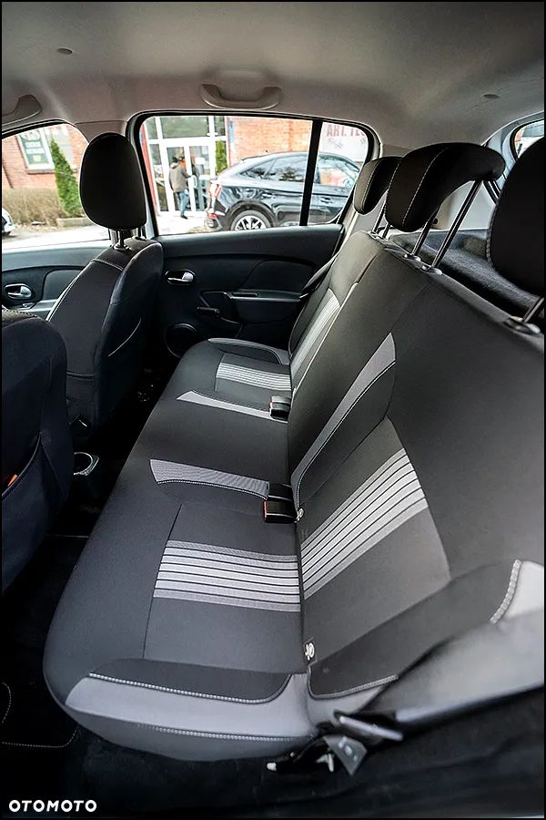 Dacia Sandero Stepway TCe 90 (S&S) Celebration - 30