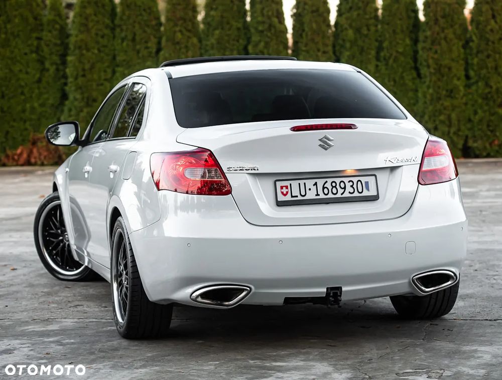 Suzuki Kizashi 2.4 4x4 CVT Sport - 8