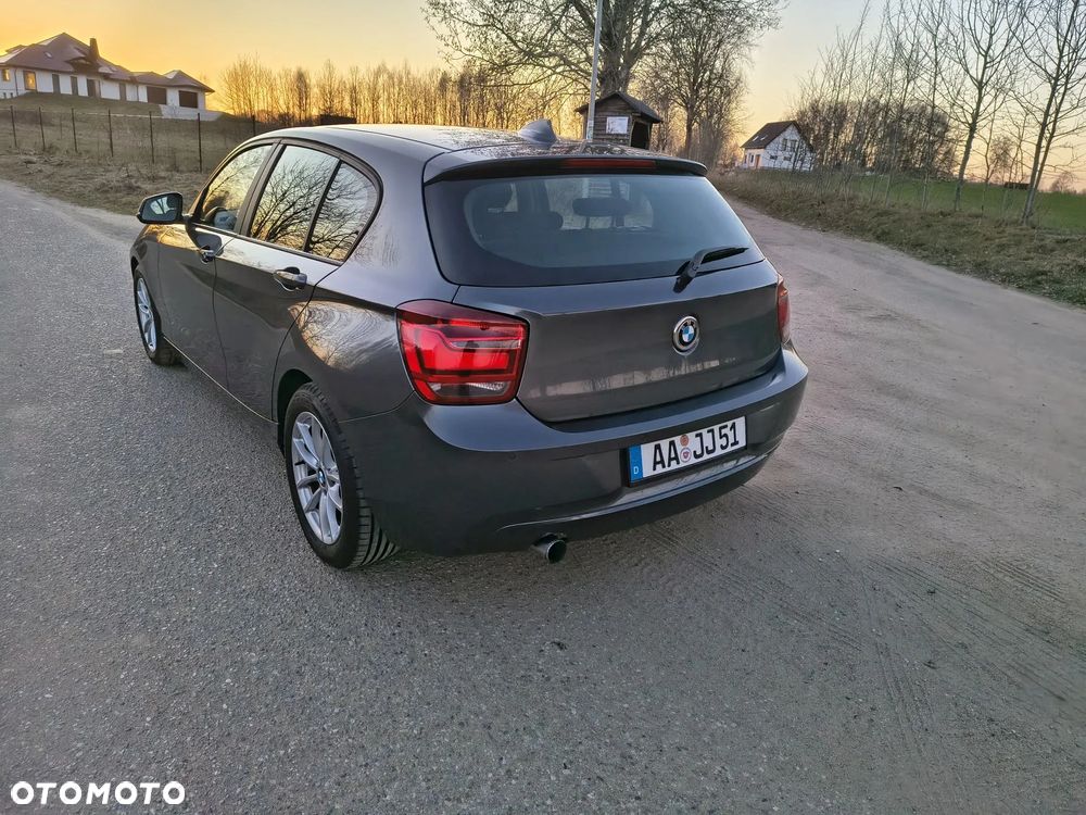 BMW Seria 1 118i - 15