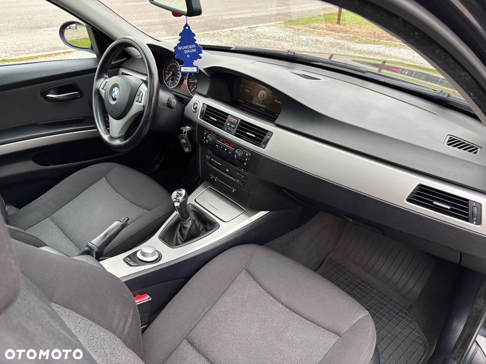 BMW Seria 3 - 12