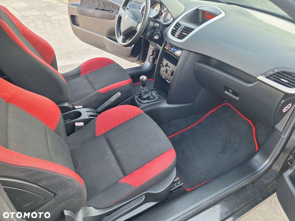Peugeot 207 - 5