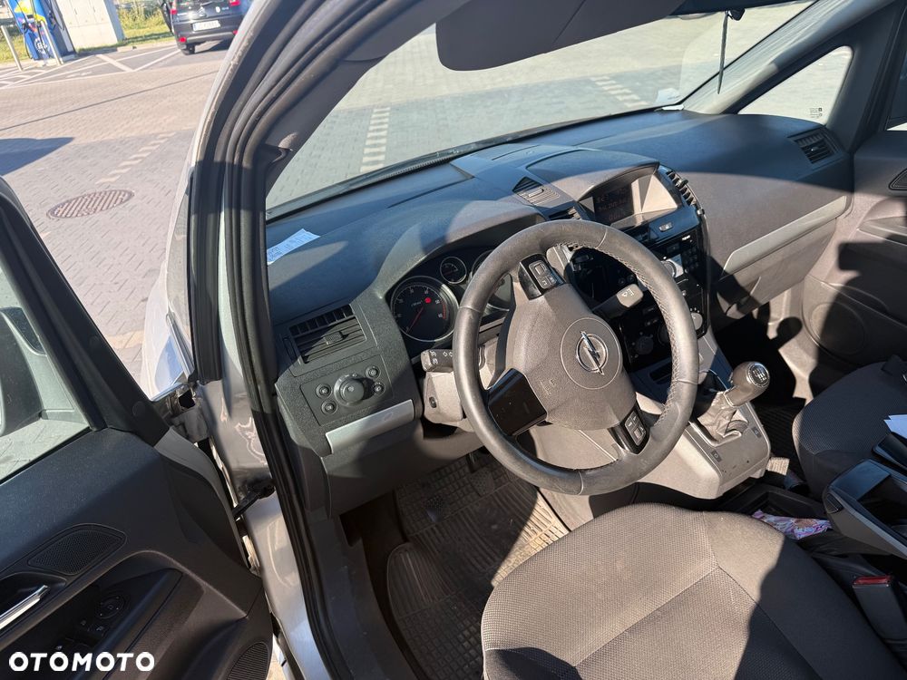 Opel Zafira 1.7 CDTI Cosmo - 9