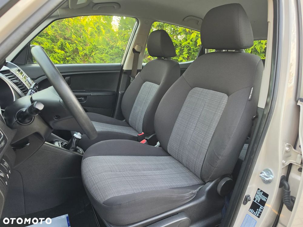 Kia Venga 1.4 CVVT Dream-Team Edition - 25