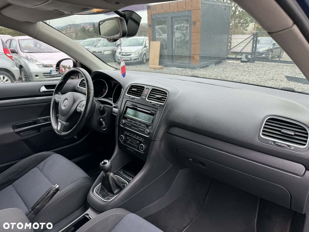 Volkswagen Golf 1.6 TDI Highline - 20