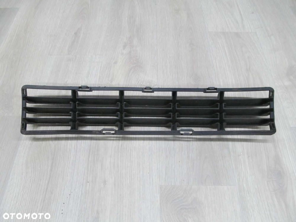 VOLVO S40 V50 04-07 KRATKA ATRAPA ZDERZAKA SRODKOWA 30657006 - 4