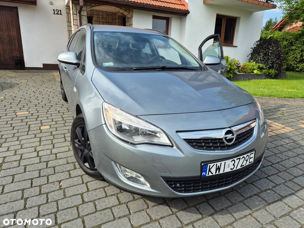 Opel Astra IV 1.4 T Cosmo S&S - 2