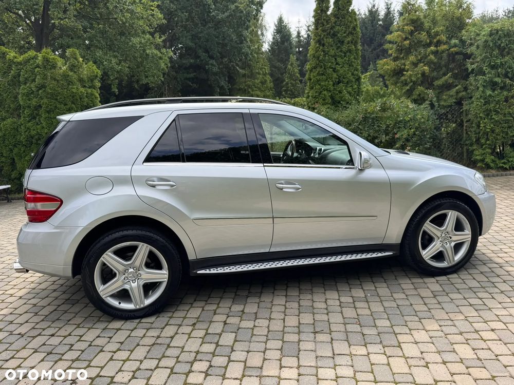 Mercedes-Benz ML 500 4-Matic - 14
