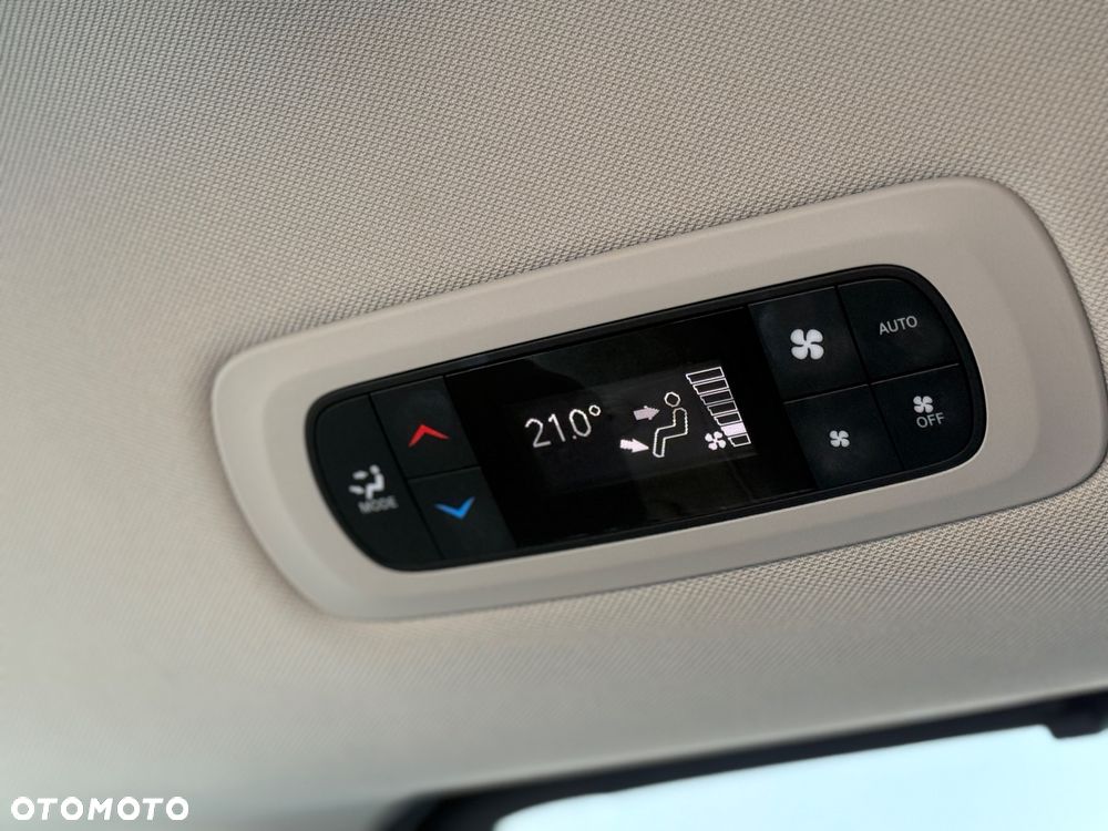 Chrysler Pacifica - 37