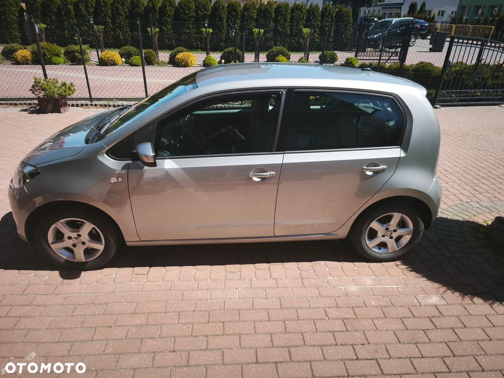 Volkswagen up! 1.0 move - 18