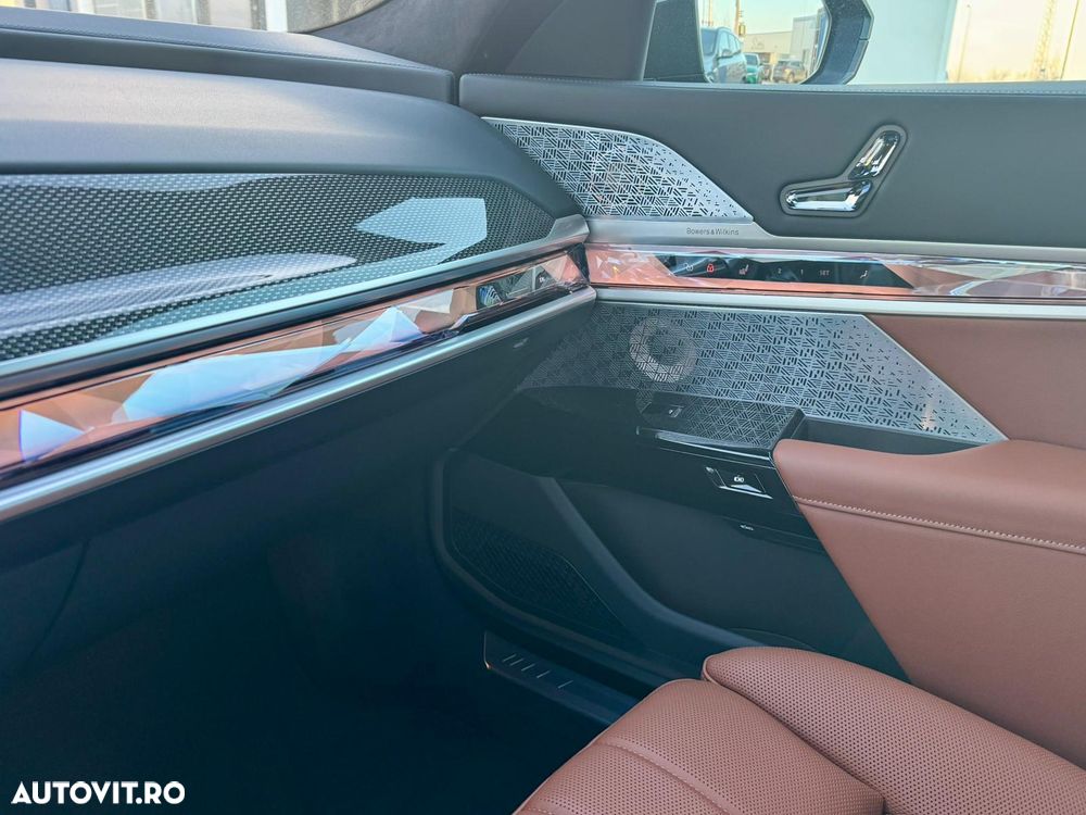 BMW Seria 7 750e xDrive AT PHEV - 12