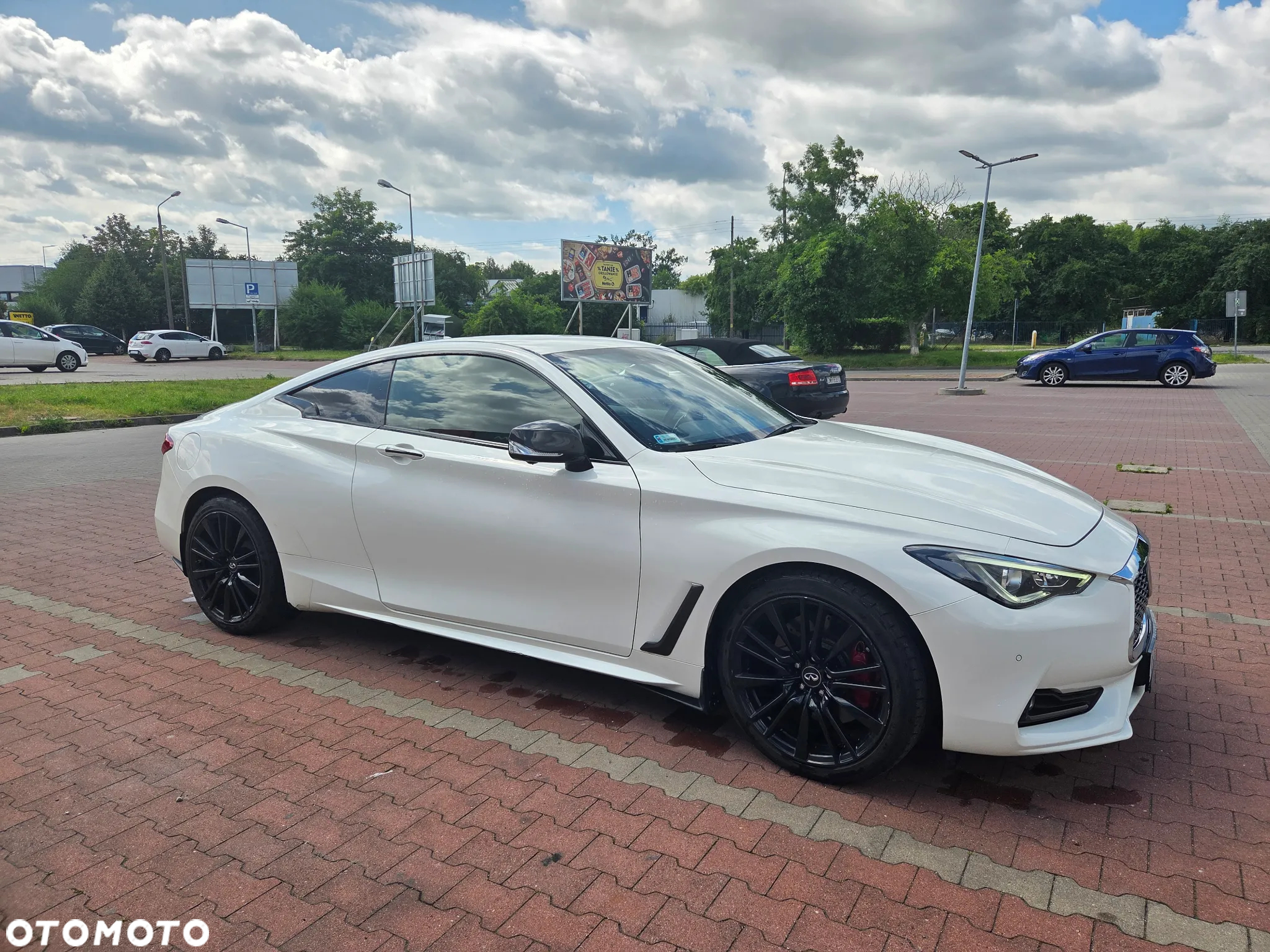 Infiniti Q60 3.0t AWD Sport Tech - 10