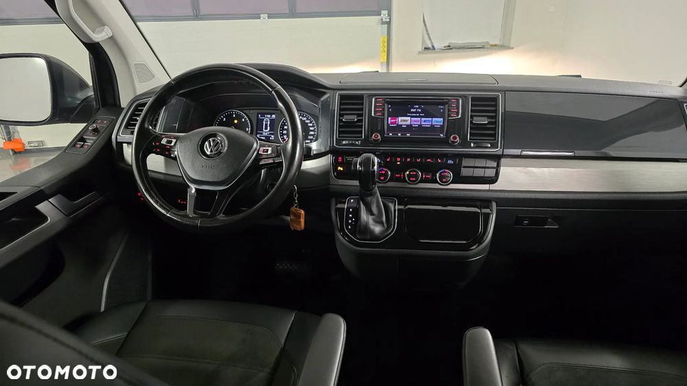 Volkswagen Multivan - 13