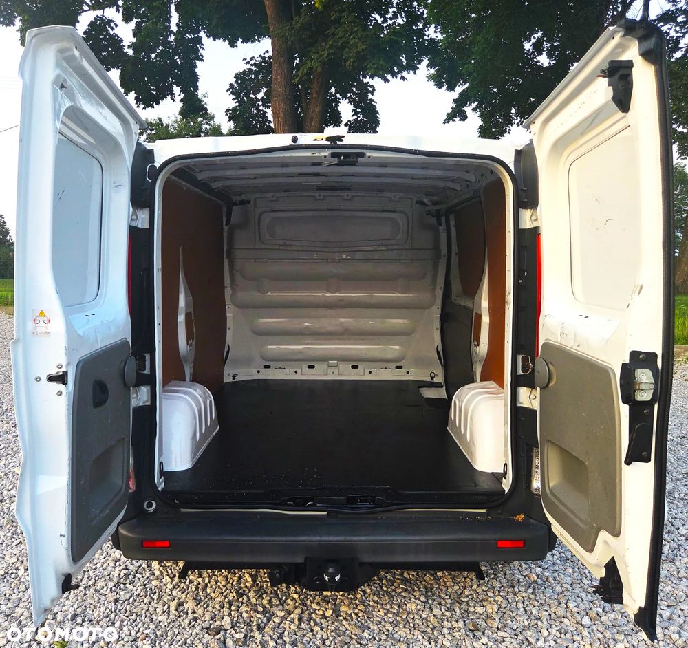 Renault Trafic - 11