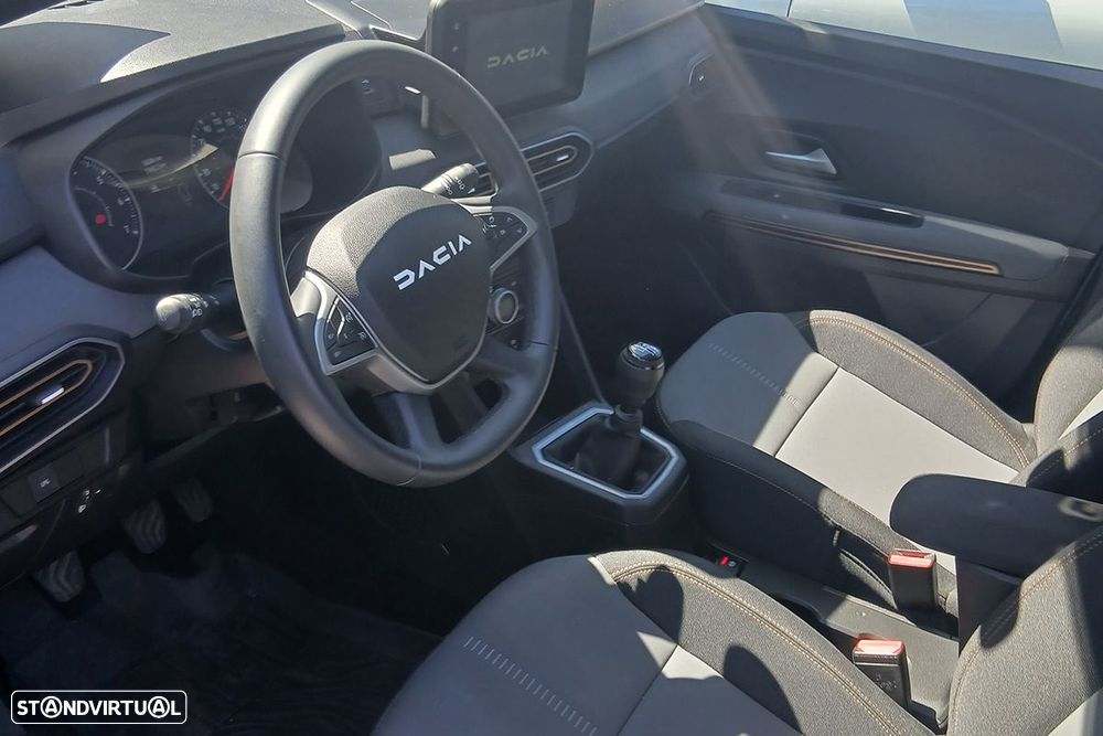 Dacia Sandero - 2