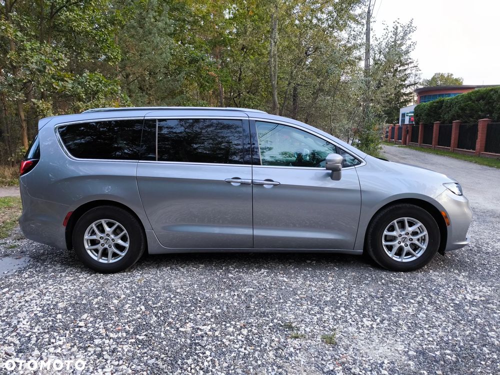 Chrysler Pacifica - 7