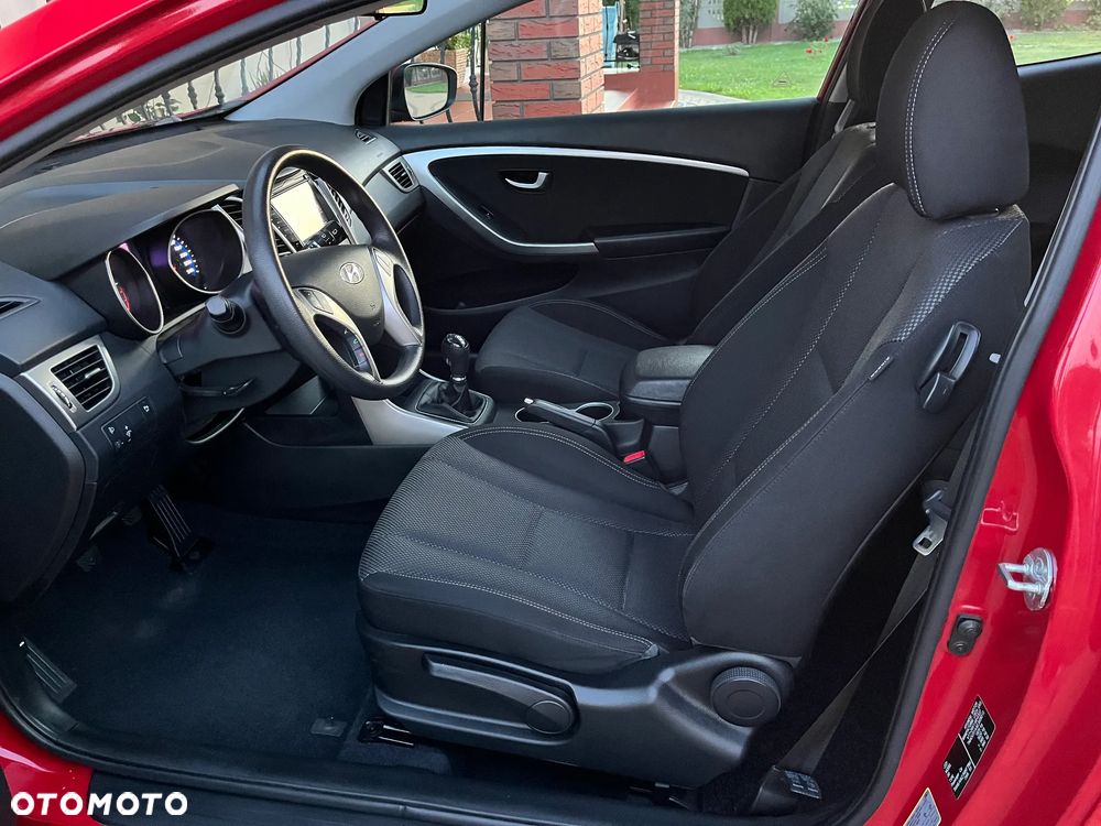 Hyundai i30 1.4 Fifa World Cup Edition - 6