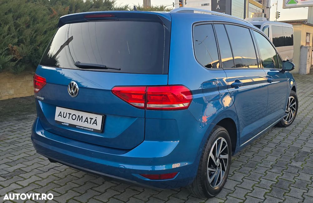 Volkswagen Touran - 5