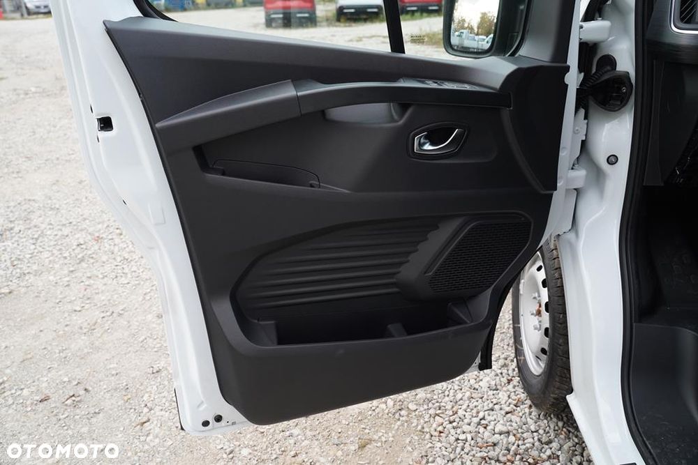 Renault Trafic - 8