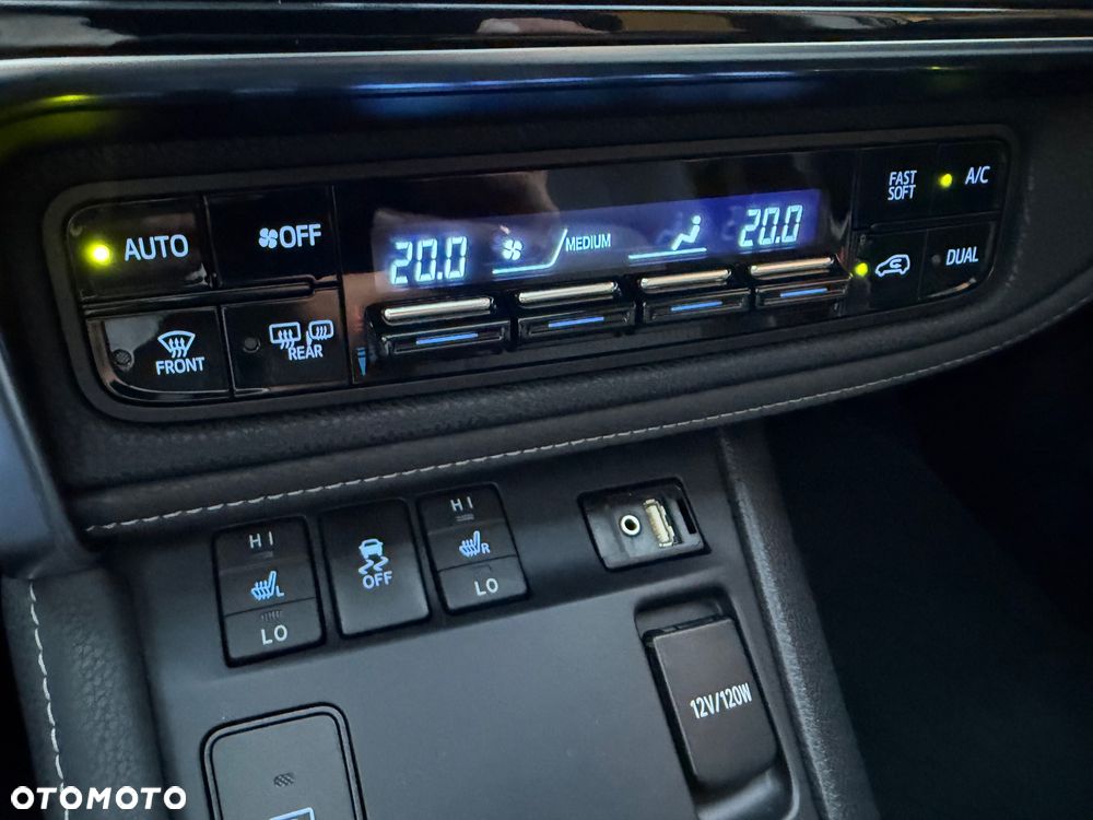 Toyota Auris Hybrid 135 Prestige - 7
