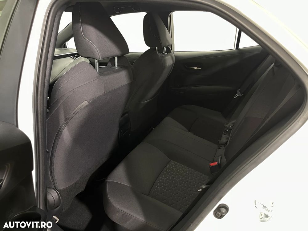 Toyota Corolla 1.8 HSD Dynamic - 12