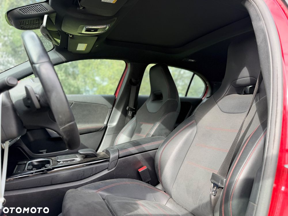 Mercedes-Benz Klasa A 250 4-Matic AMG Line 8G-DCT - 12