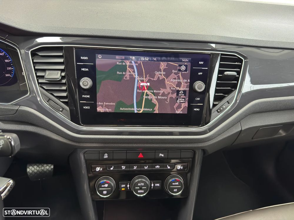 VW T-Roc 1.5 TSI Sport DSG - 24