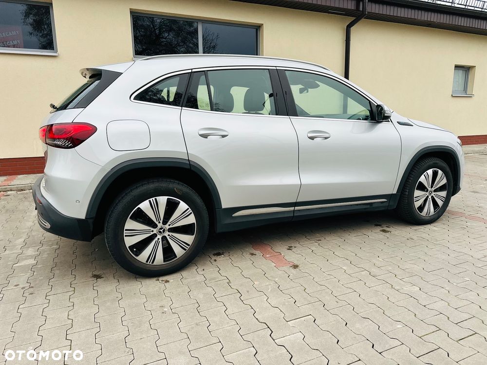 Mercedes-Benz EQA 250 - 5