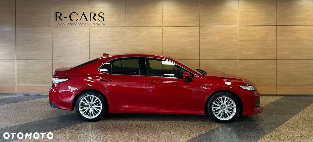 Toyota Camry 2.5 Hybrid Executive CVT - 2