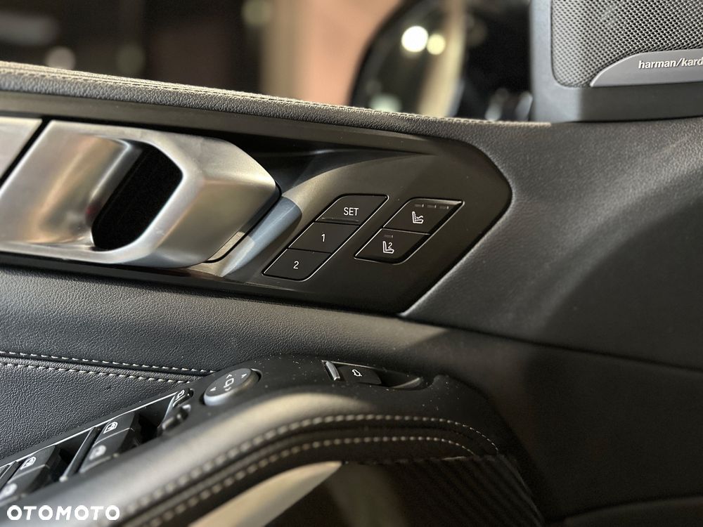 BMW X5 xDrive25d - 23