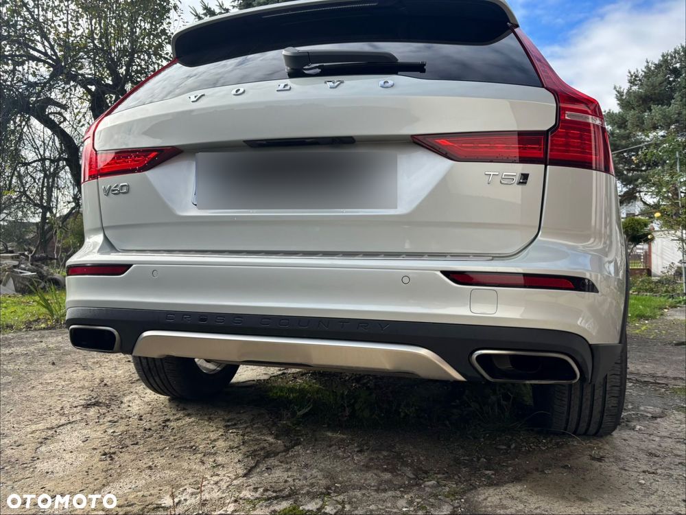 Volvo V60 Cross Country T5 AWD Geartronic - 36