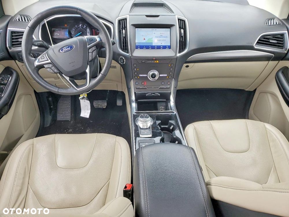 Ford Edge - 7