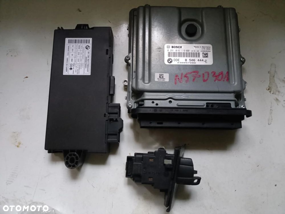 Sterownik silnika CAS kluczyk BMW E90 E91 E92 330d N57 3.0d 245km 8506444 - 1