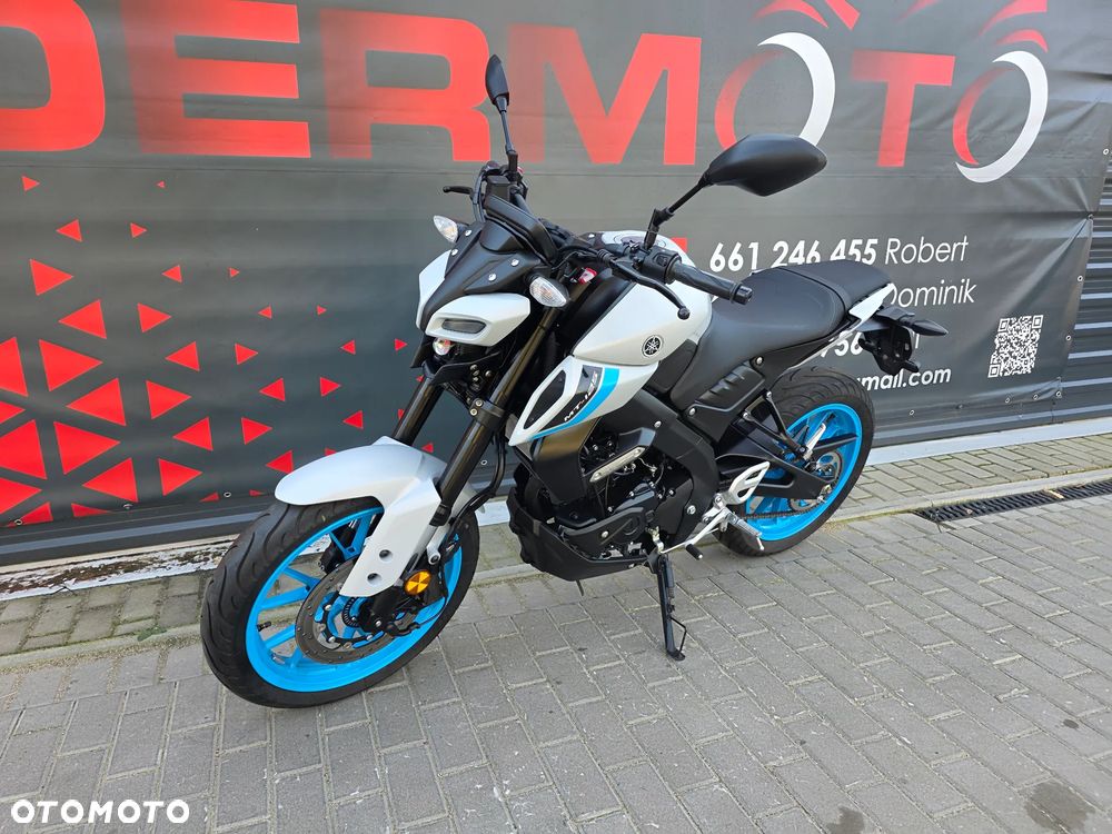 Yamaha MT - 28