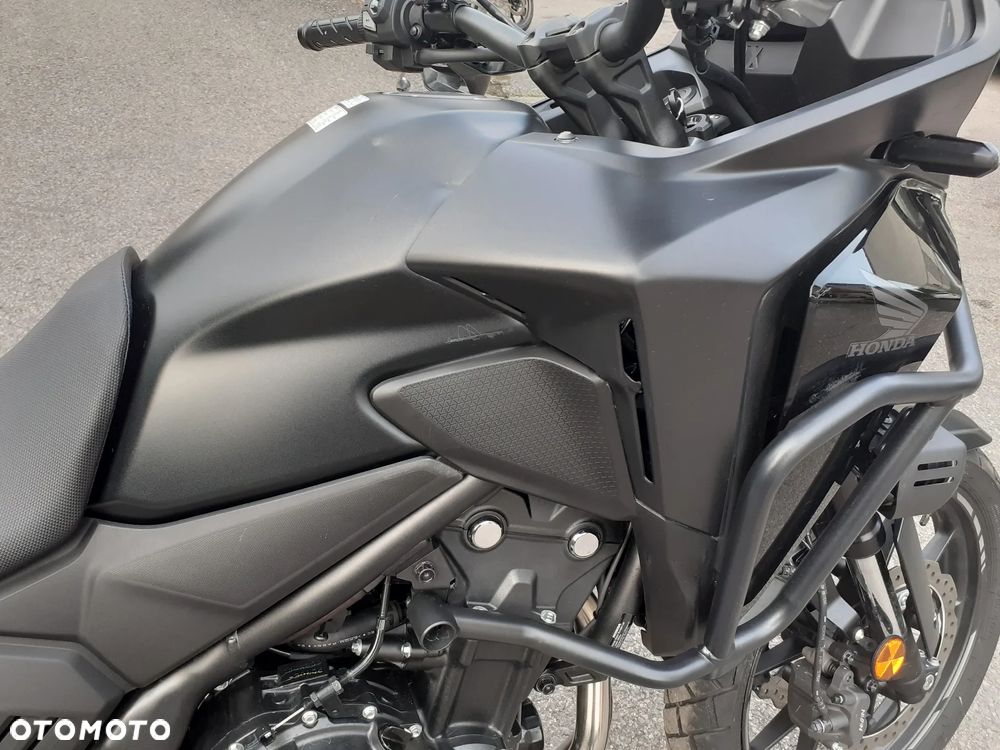Honda NX - 17