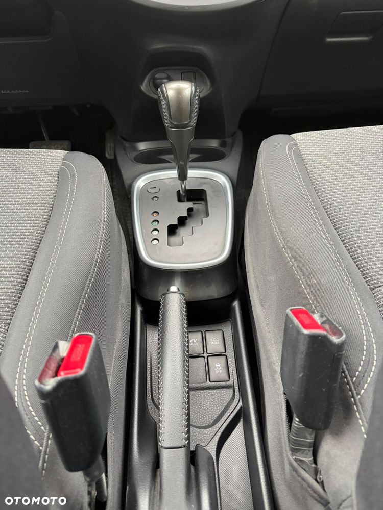 Toyota Yaris - 14