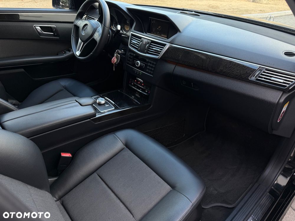 Mercedes-Benz Klasa E 250 CDI 4Matic 7G-TRONIC Avantgarde - 22