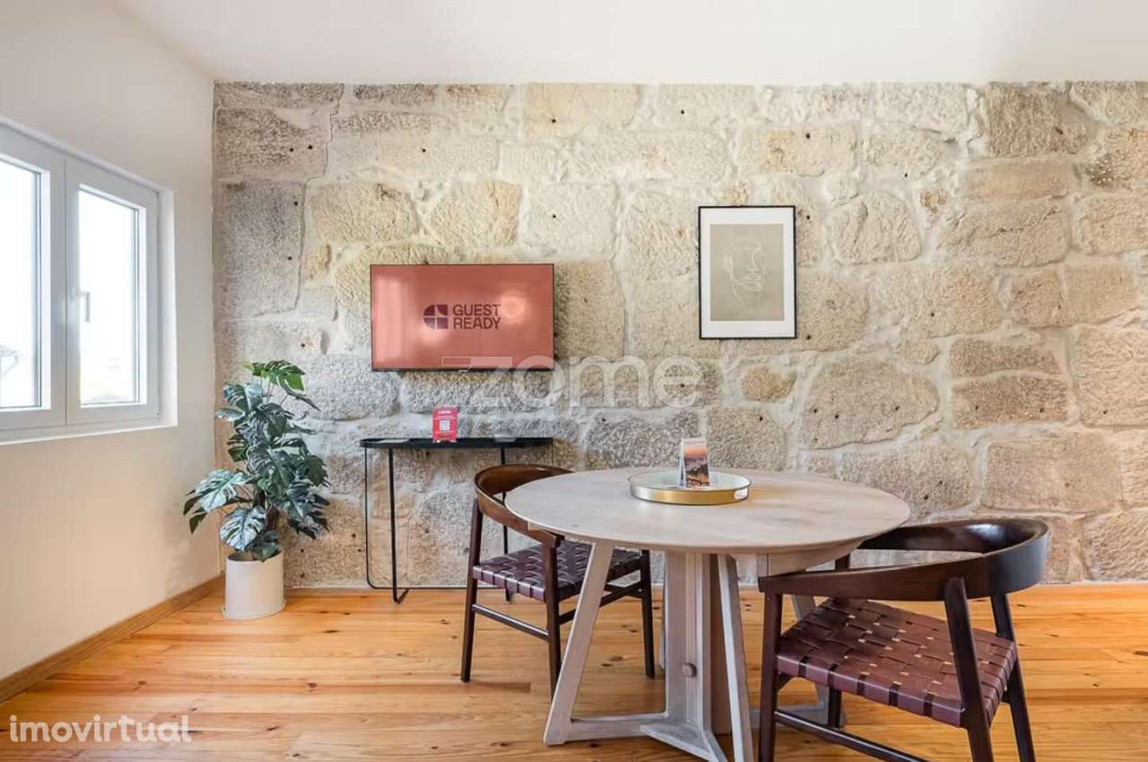 Apartamento T0 situado no Cais de Gaia com Licença AL - Grande imagem: 4/15