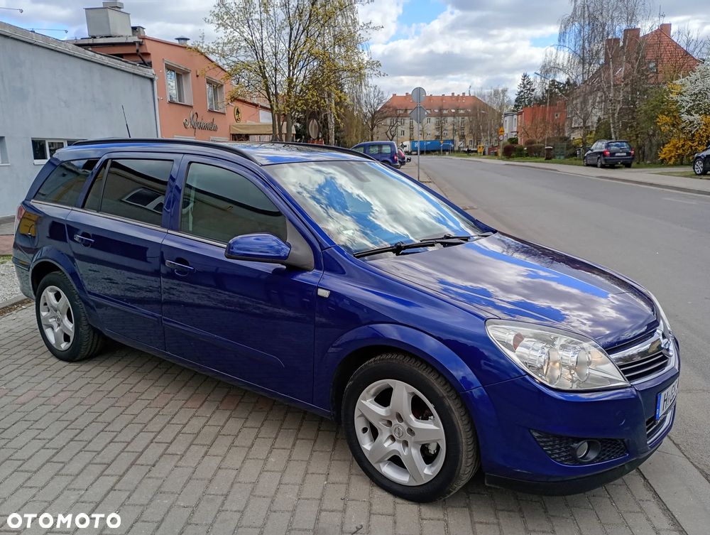 Opel Astra - 1