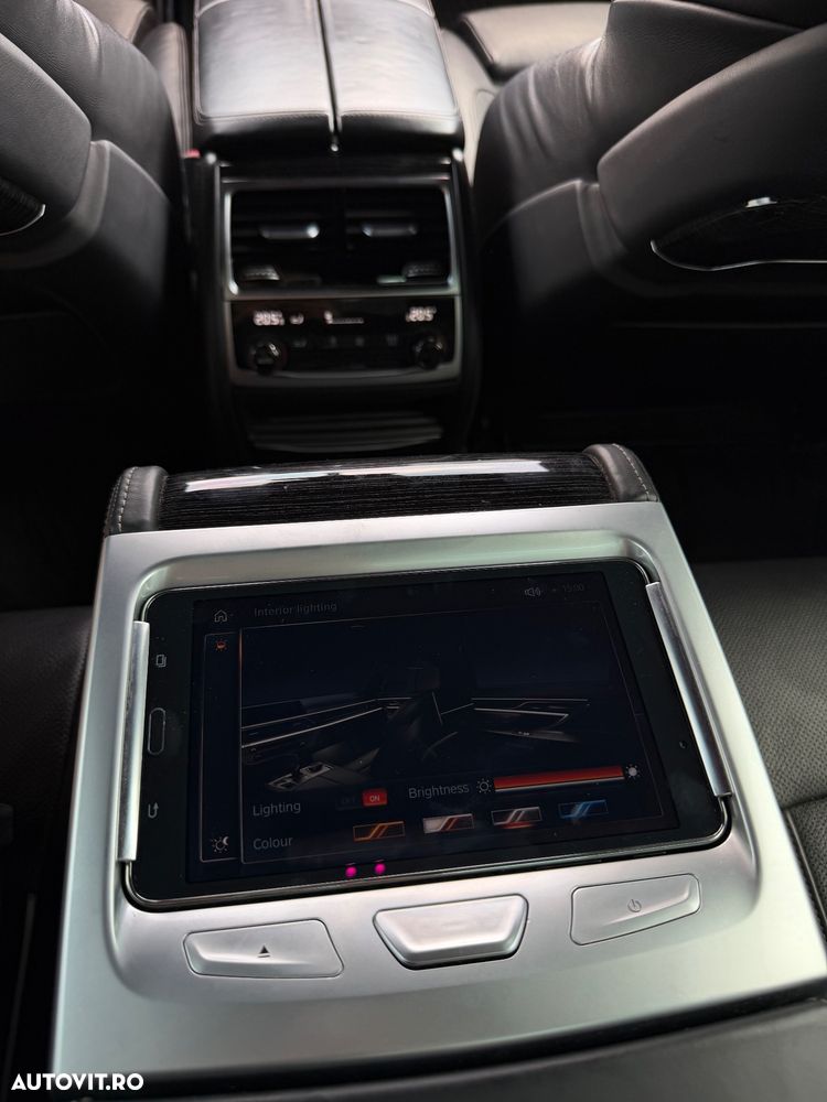 BMW 7 Series 2015 — imagine 10