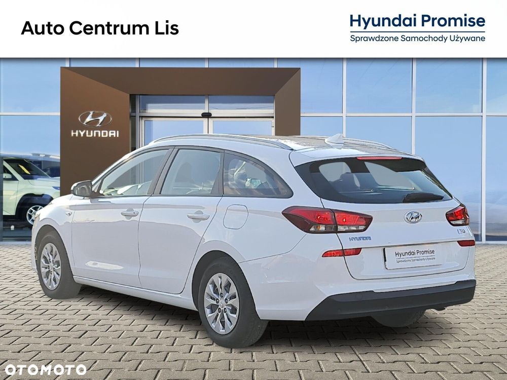 Hyundai i30 1.5 DPI Classic + - 4