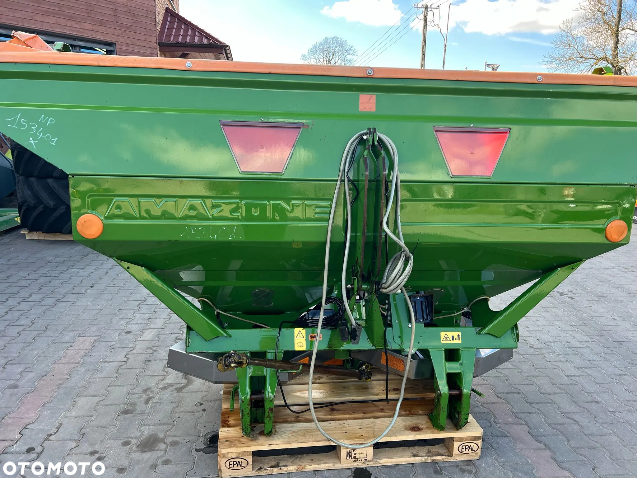 Amazone ZAM MAX - TRONIC SULKY DPX - 16
