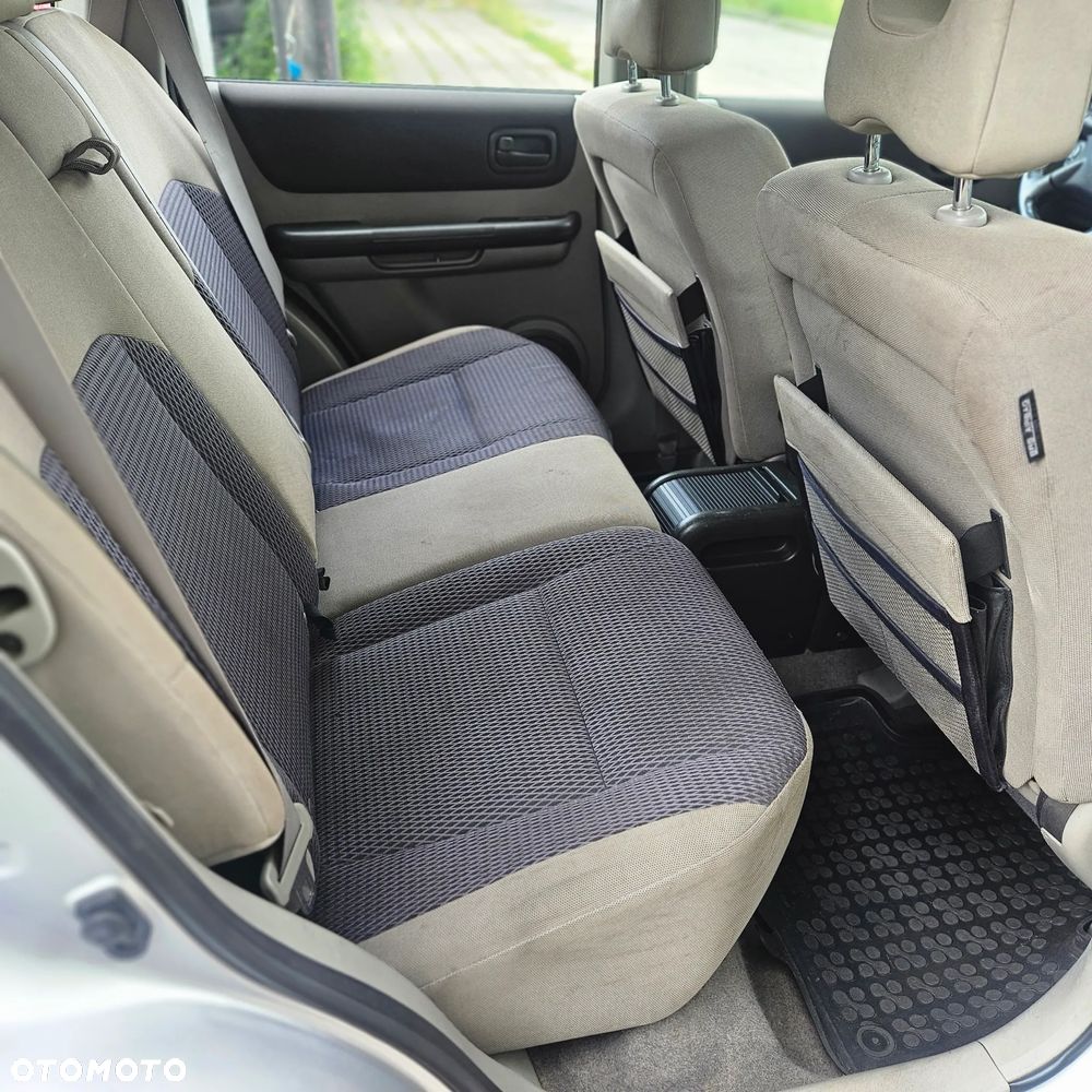Nissan X-Trail 2.2 dCi Elegance - 26