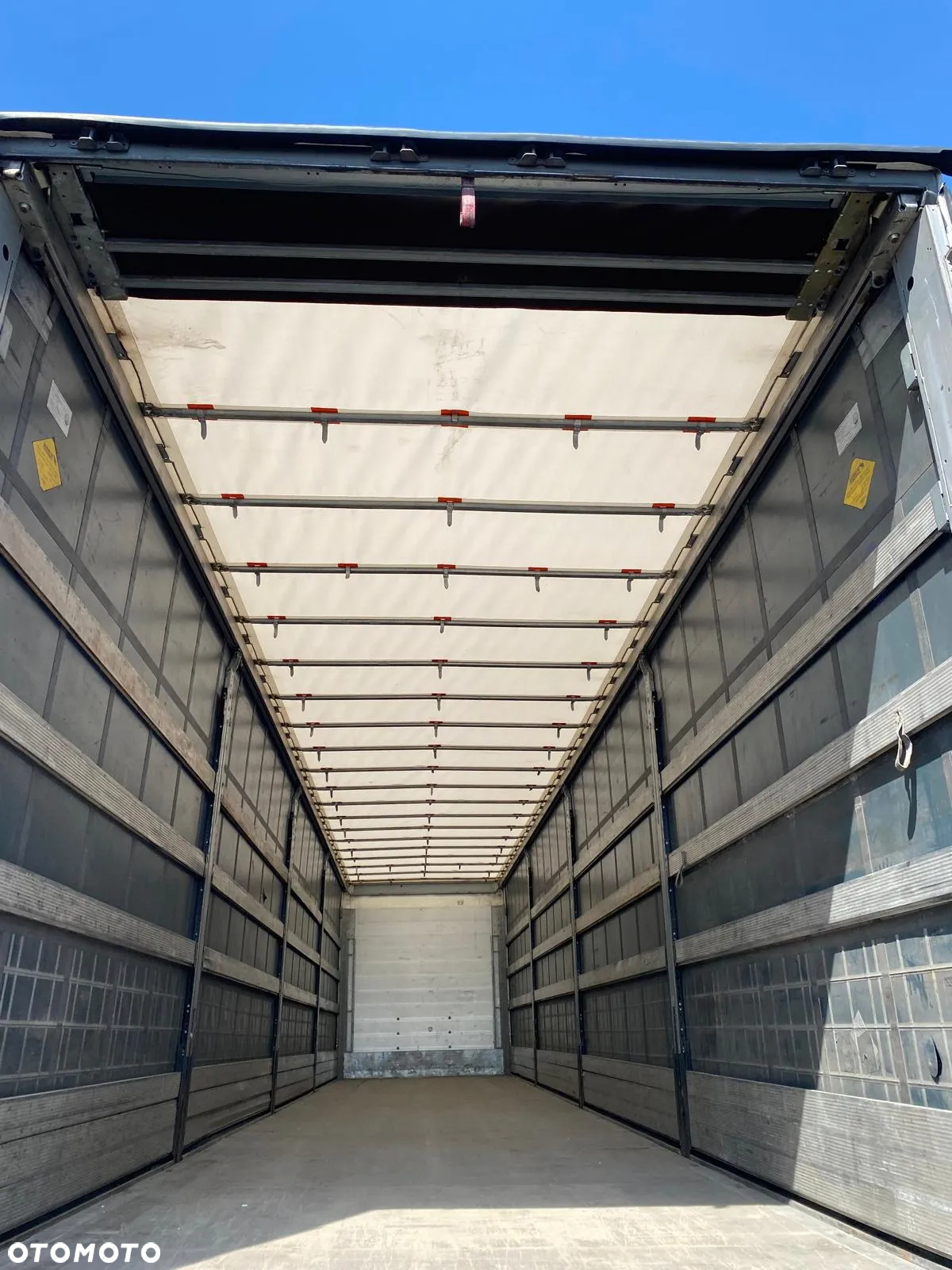 Schmitz Cargobull SCB S3T - 2