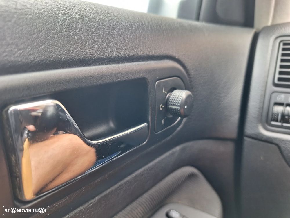 VW Golf 1.4i Confortline JE+AC - 21