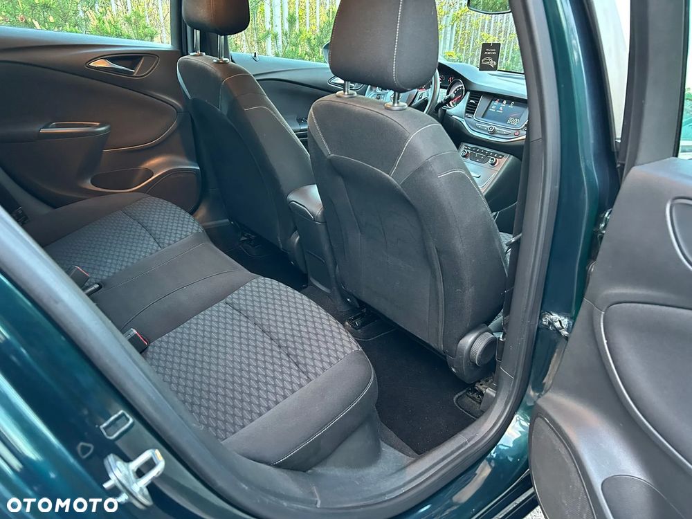 Opel Astra 1.4 T Enjoy - 19