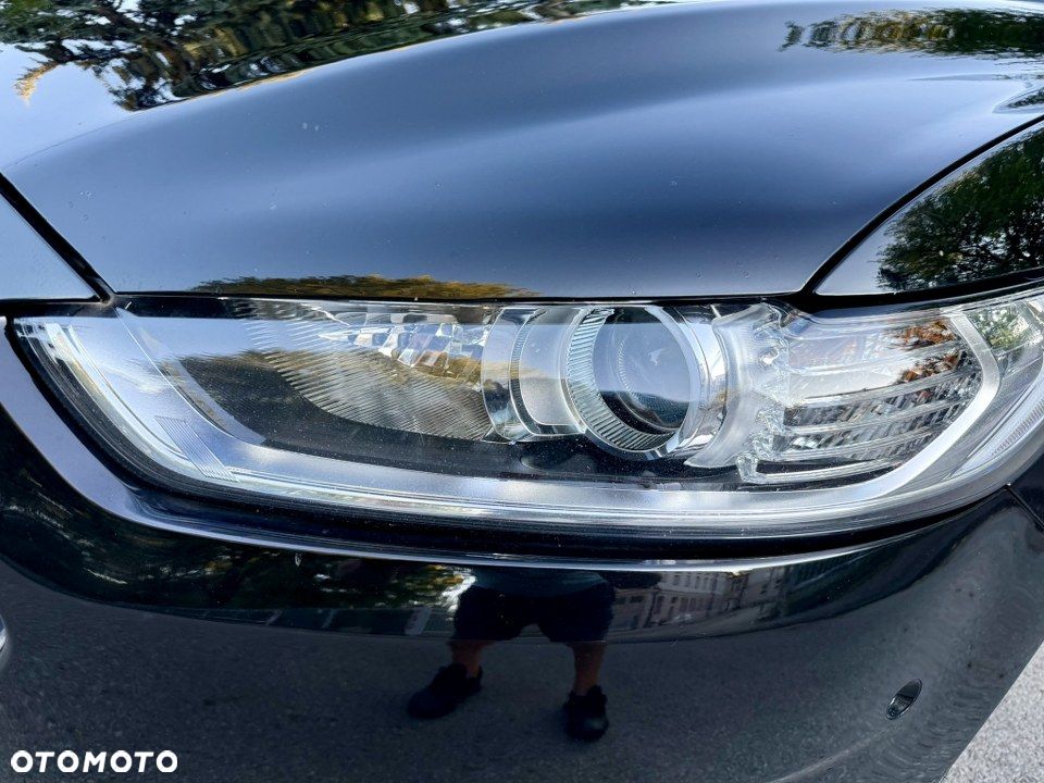 Ford Mondeo SW 2.0 TDCi S&S Titanium - 9