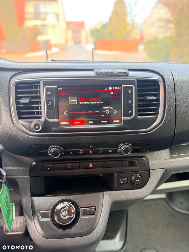 Volkswagen Transporter/T6/2.0 Tdi/ 150hp/Webasto/ 4motion/ASO/4x4/Jak nowy/Bezwypadkowy /opel/vw/peugeot/citroen - 10